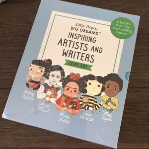 Little People “Big Dreams” inspiring Artists and Writers Hardback book Gift Set